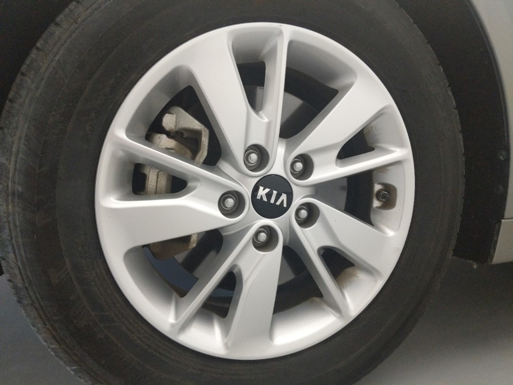 2018 Kia Optima - Wheel