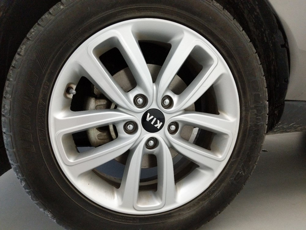 2018 Kia Soul - Wheel