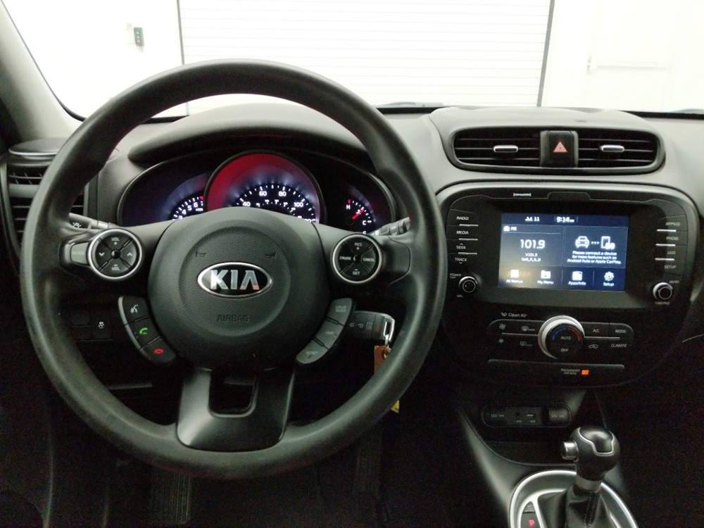 2018 Kia Soul - Driver Dash