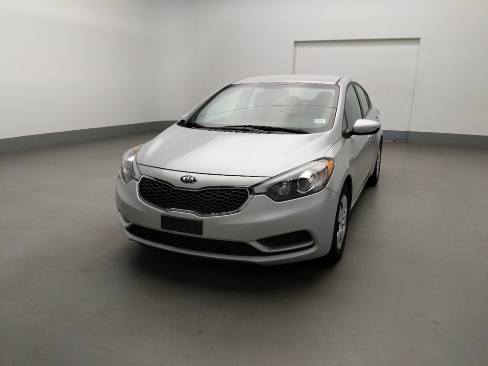 2016 Kia Forte - Driver Front Hood