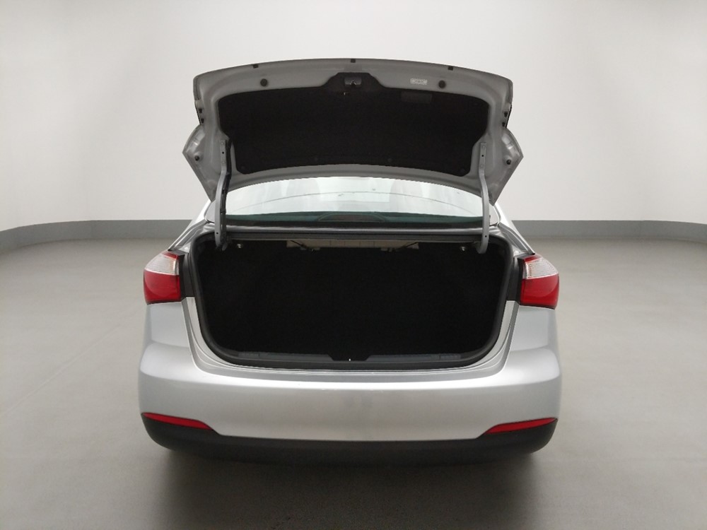 2016 Kia Forte - Trunk