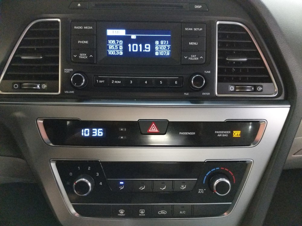 2015 Hyundai Sonata - Stereo Package