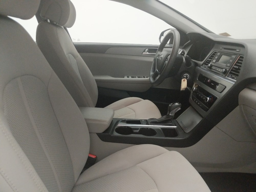 2015 Hyundai Sonata - Passenger Front Seat