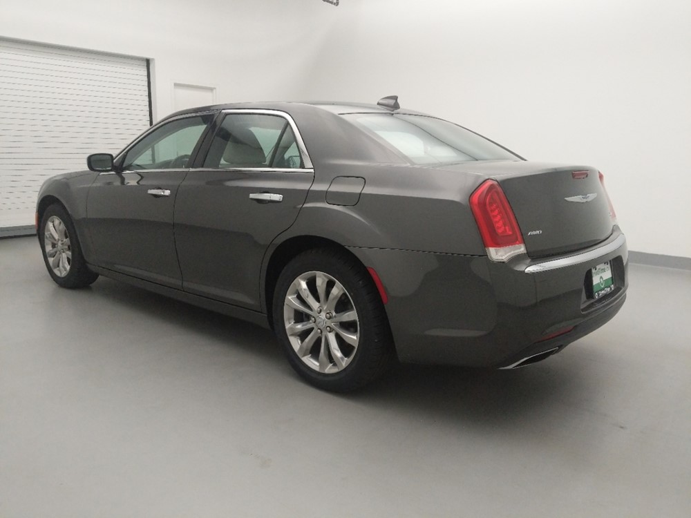 2018 Chrysler 300 - Driver Rear Side