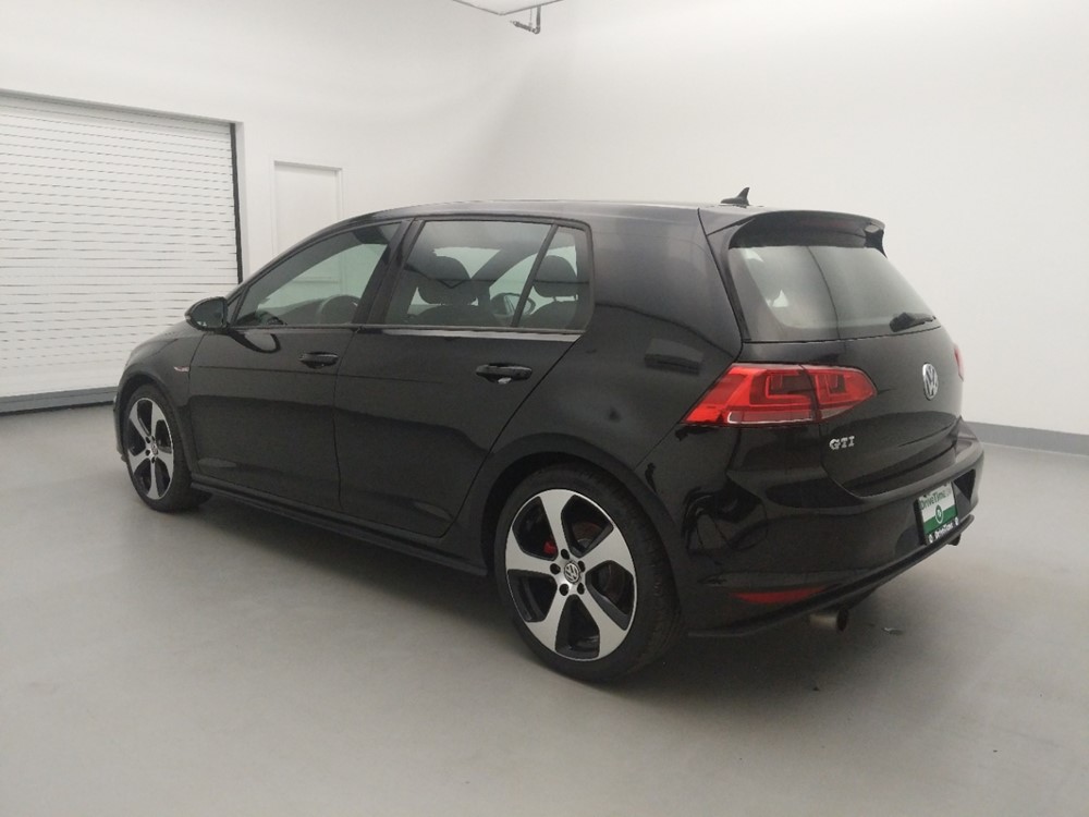 2017 Volkswagen Golf - Driver Rear Side