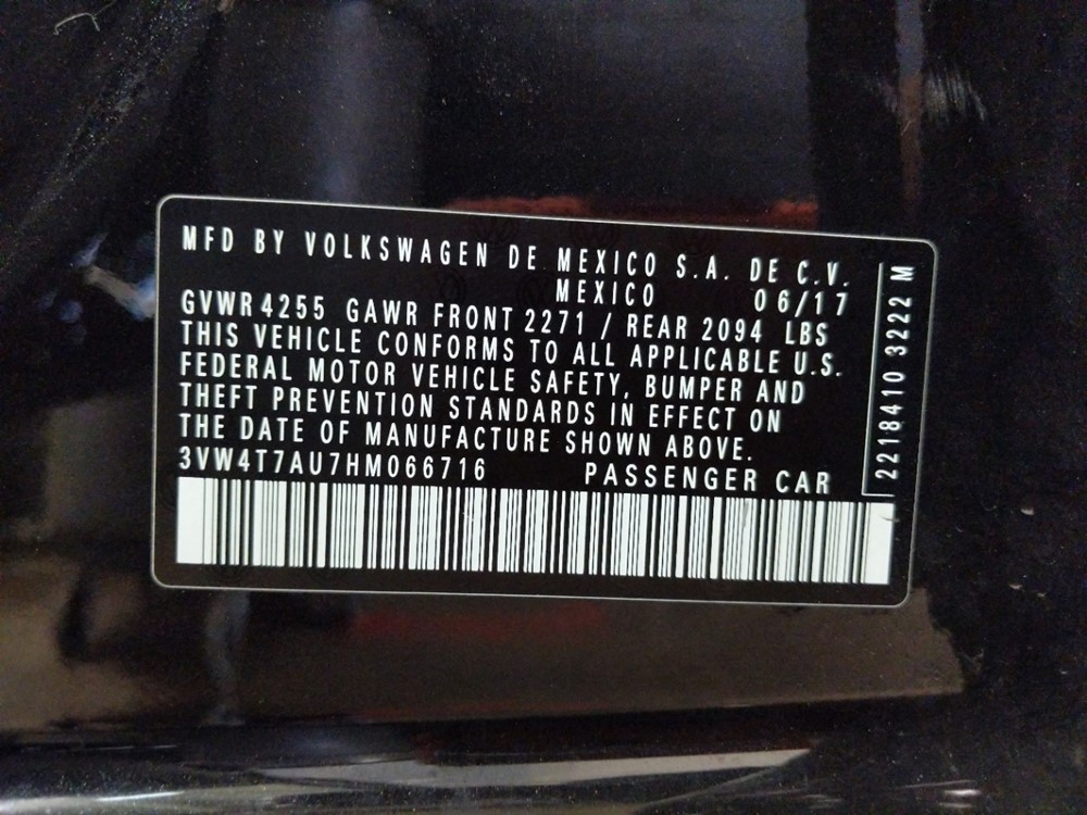 2017 Volkswagen Golf - VIN Plate