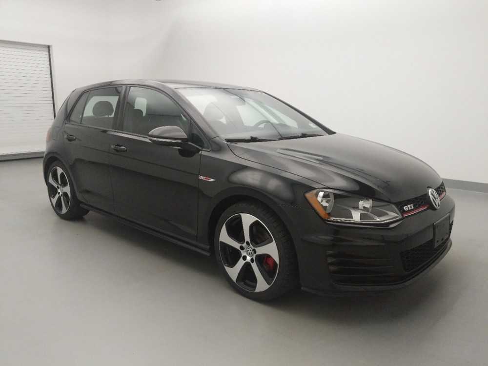 2017 Volkswagen Golf - Passenger Front Side