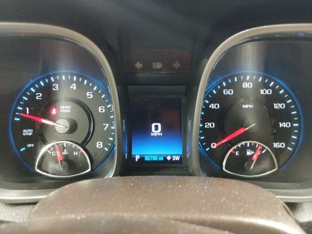 2016 Chevrolet Malibu - Odometer Close Up