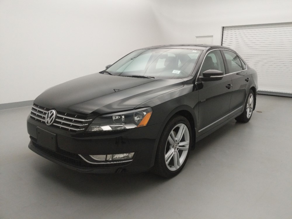 2015 Volkswagen Passat - Driver Front Bumper