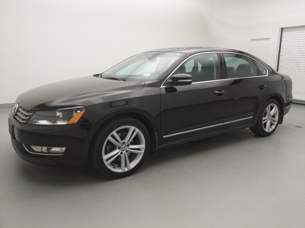 2015 Volkswagen Passat - Driver Front Side
