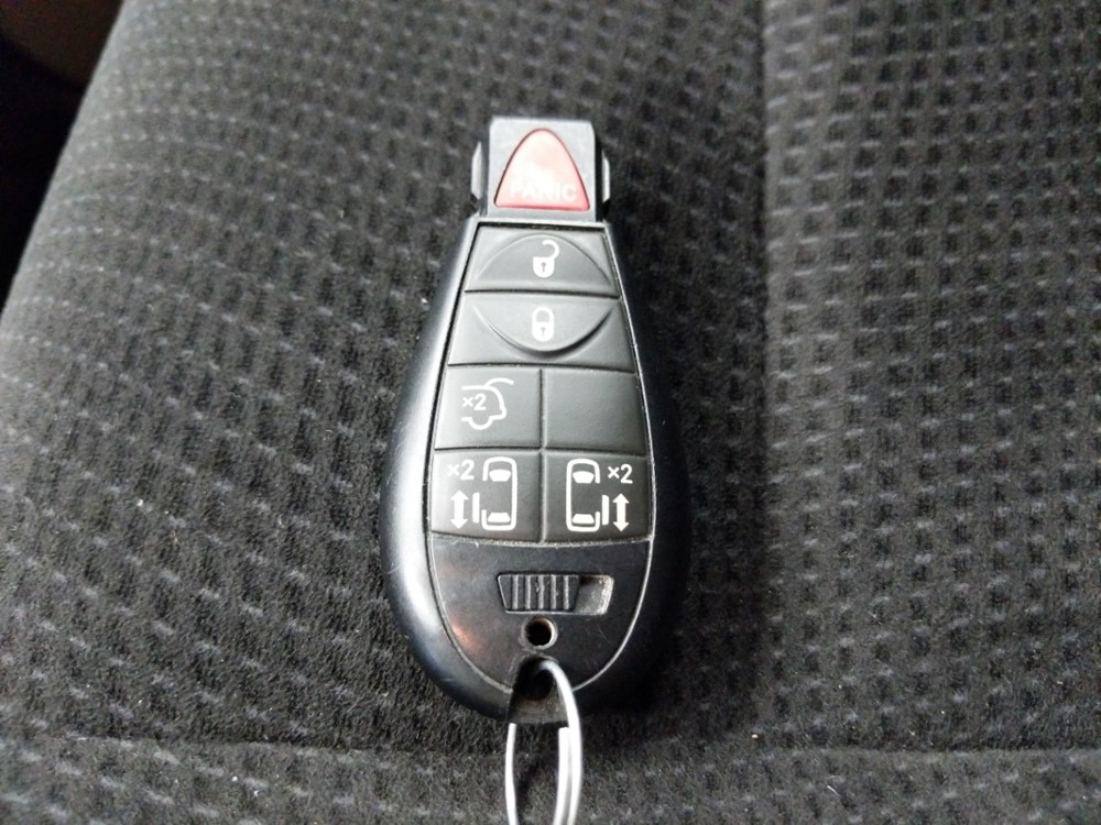 2016 Dodge Grand Caravan - Keys