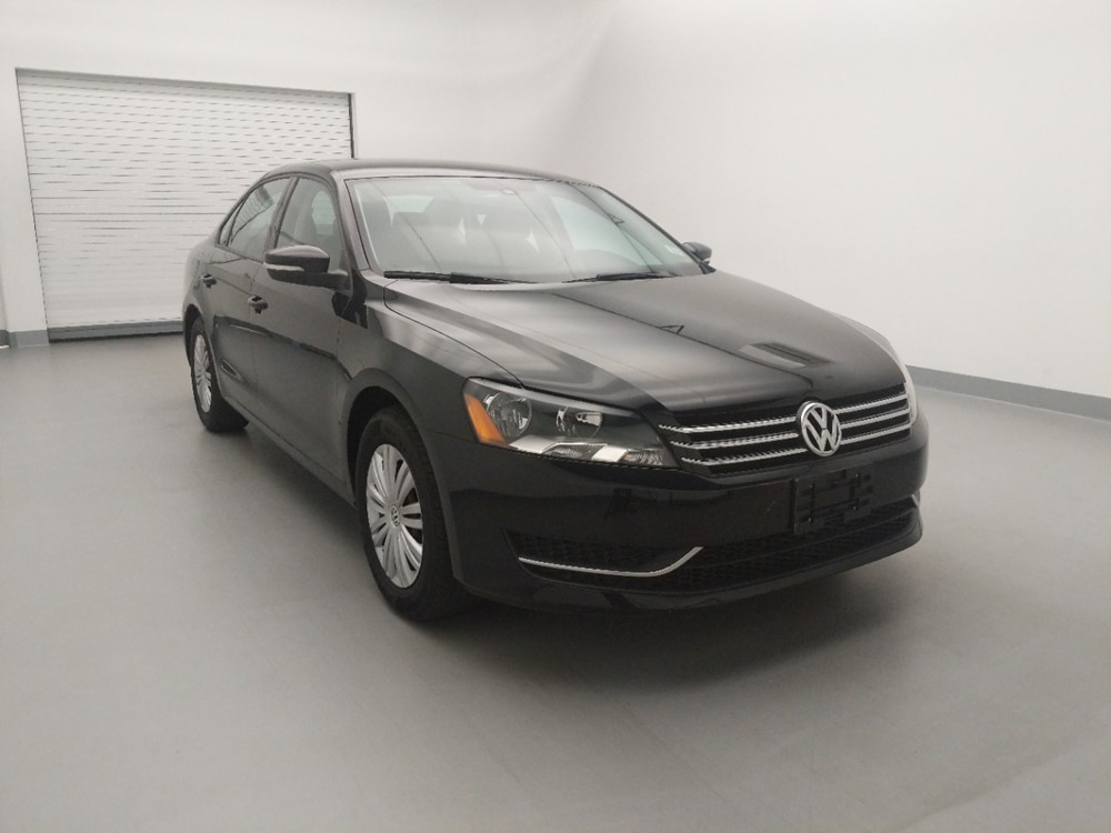 2015 Volkswagen Passat - Passenger Front Bumper