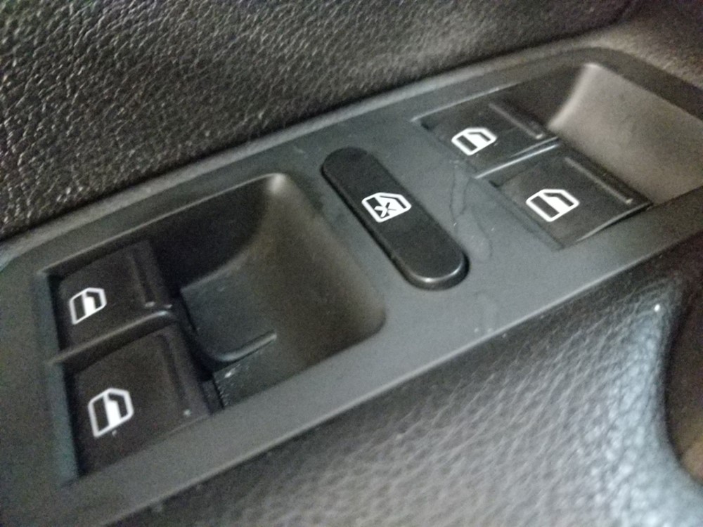 2015 Volkswagen Passat - Driver Power Windows/Lock Control