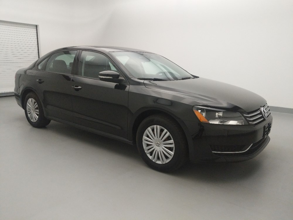 2015 Volkswagen Passat - Passenger Front Side