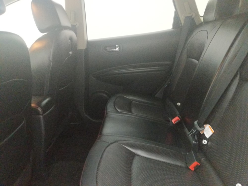 2013 Nissan Rogue - Driver Rear Seat