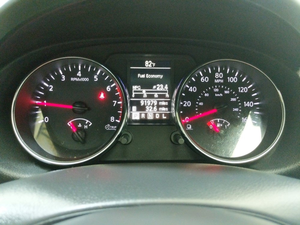 2013 Nissan Rogue - Odometer Close Up