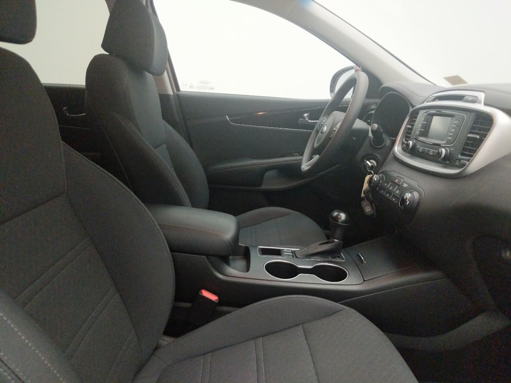 2017 Kia Sorento - Passenger Front Seat