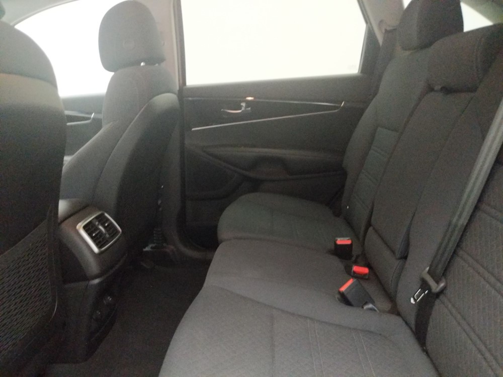 2017 Kia Sorento - Driver Rear Seat