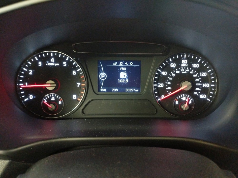 2017 Kia Sorento - Odometer Close Up