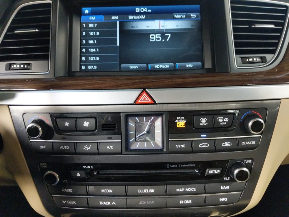 2016 Hyundai Genesis - Stereo Package