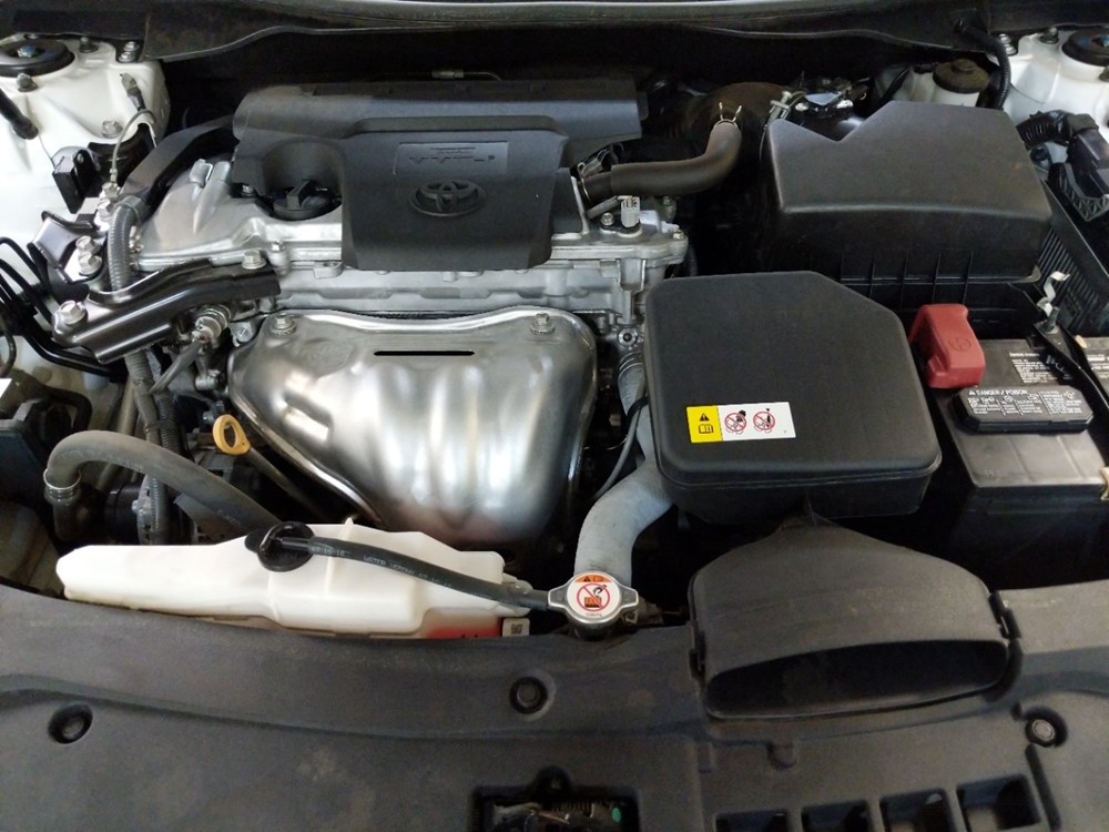 2017 Toyota Camry - Engine