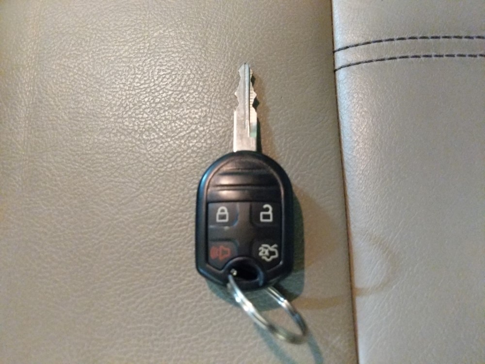 2013 Ford Edge - Keys