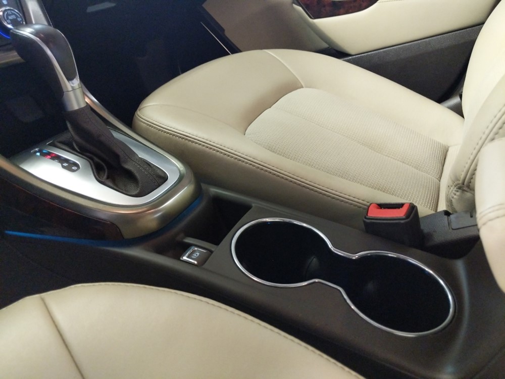 2015 Buick Verano - Center Console/Cup Holders