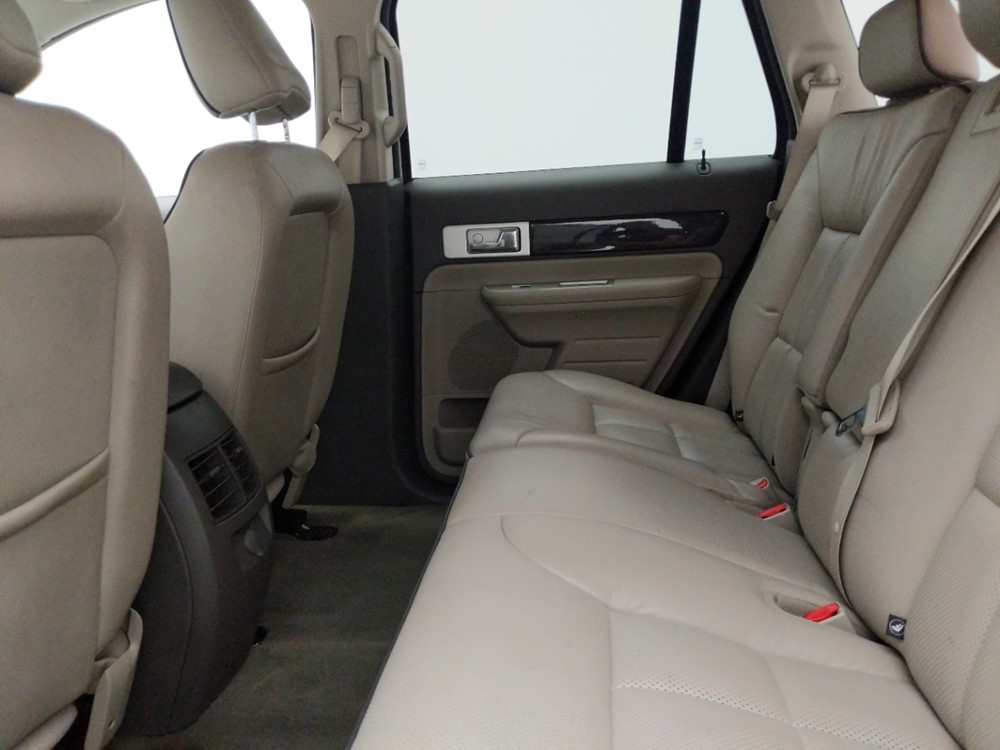 2009 Lincoln MKX - Driver Rear Seat