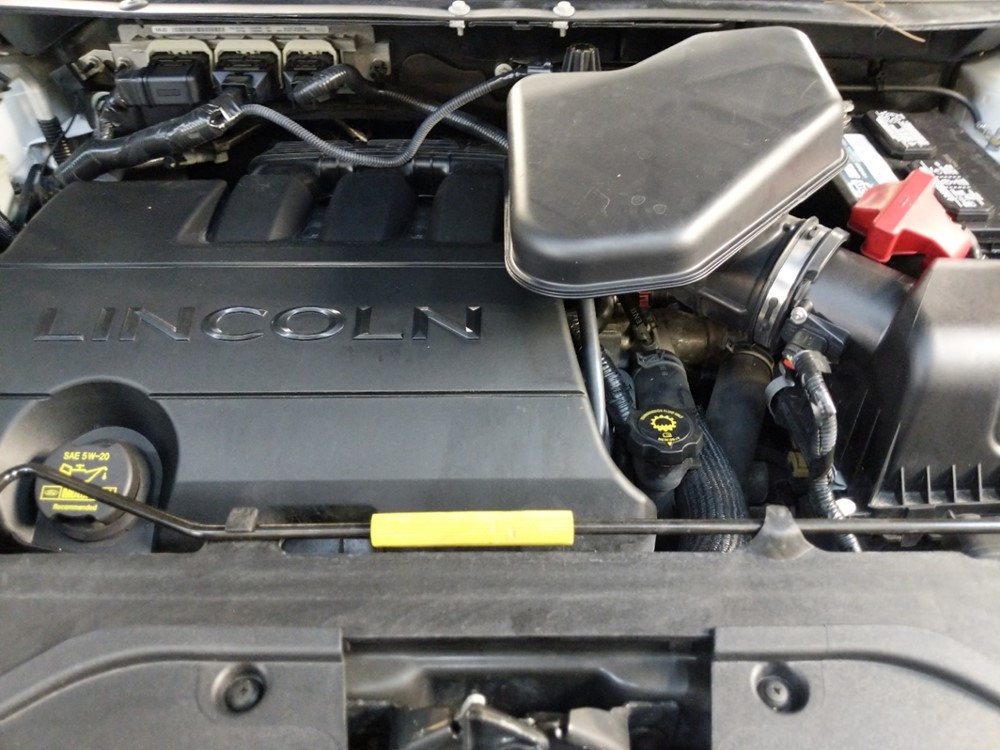 2009 Lincoln MKX - Engine