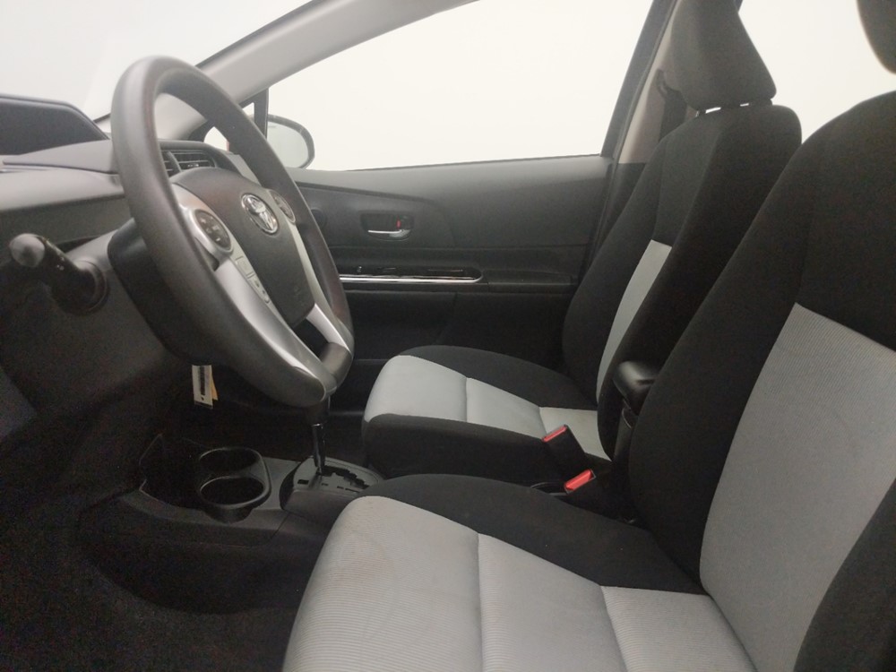 2016 Toyota Prius - Driver Front Seat