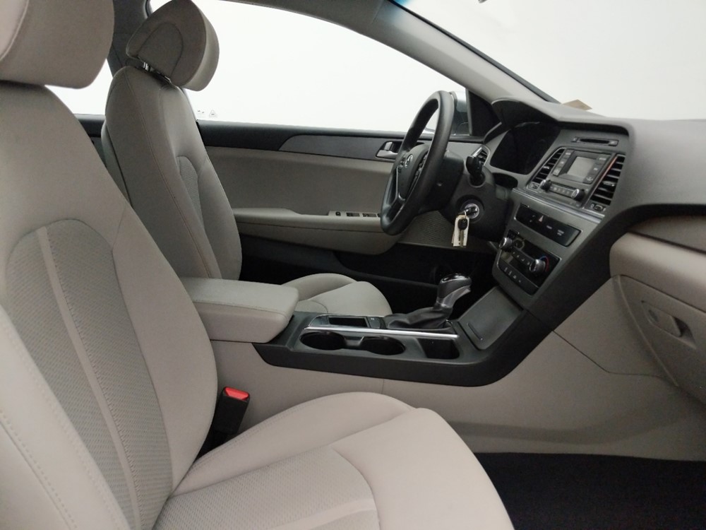 2017 Hyundai Sonata - Passenger Front Seat