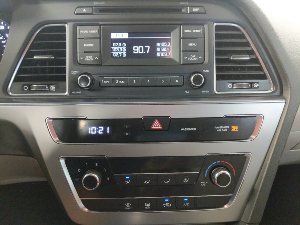 2017 Hyundai Sonata - Stereo Package