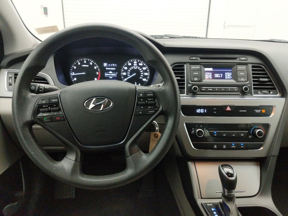 2017 Hyundai Sonata - Driver Dash