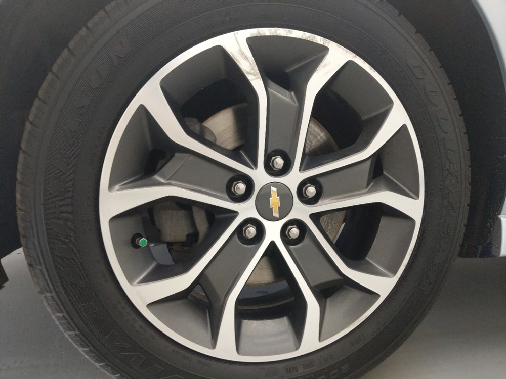 2017 Chevrolet Sonic - Wheel