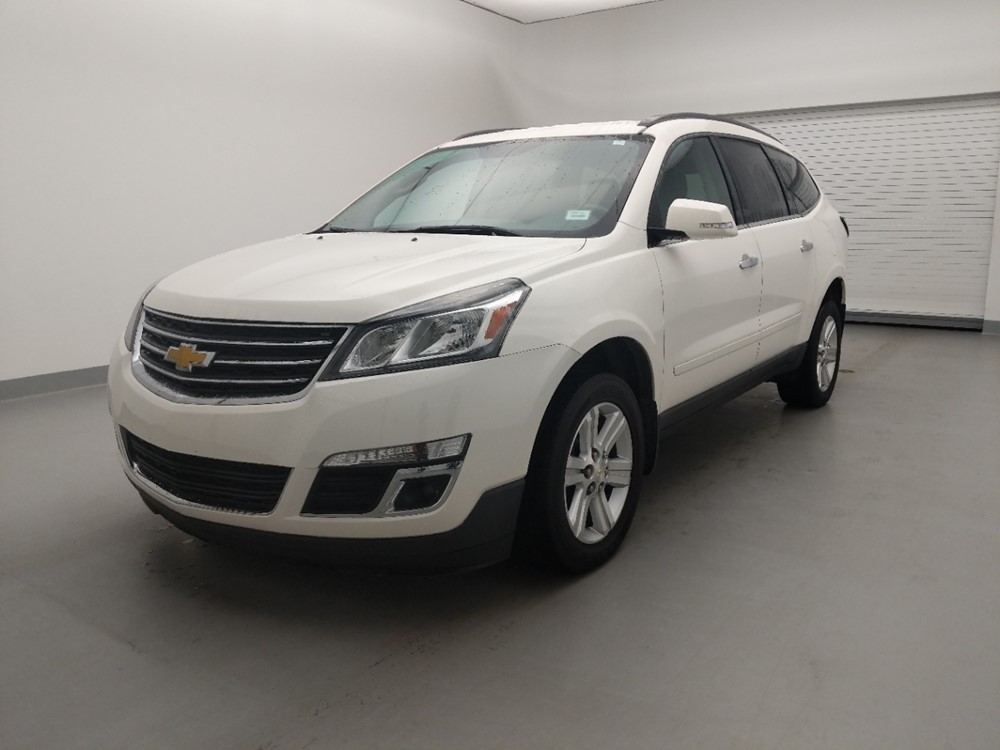 Used 2014 Chevrolet Traverse Driver Front Bumper