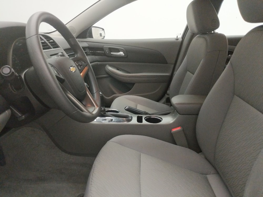 2016 Chevrolet Malibu - Driver Front Seat