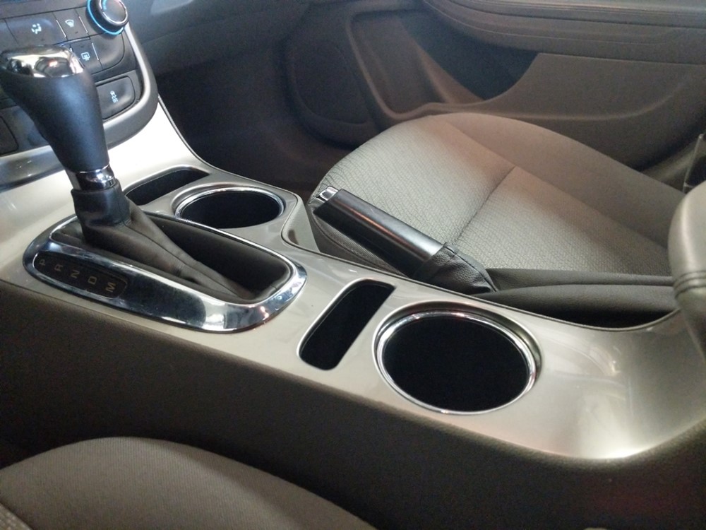 2016 Chevrolet Malibu - Center Console/Cup Holders