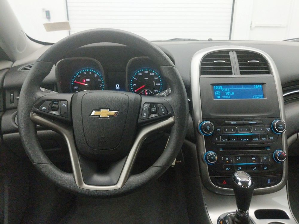 2016 Chevrolet Malibu - Driver Dash