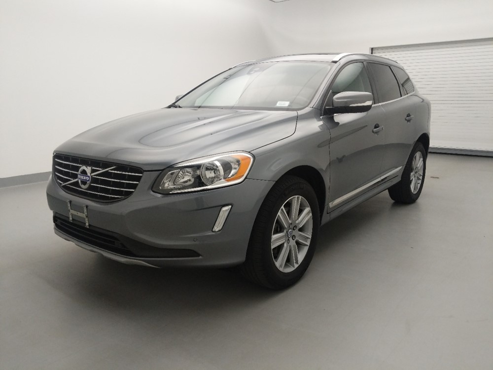Used 2016 Volvo XC60 Driver Front Bumper