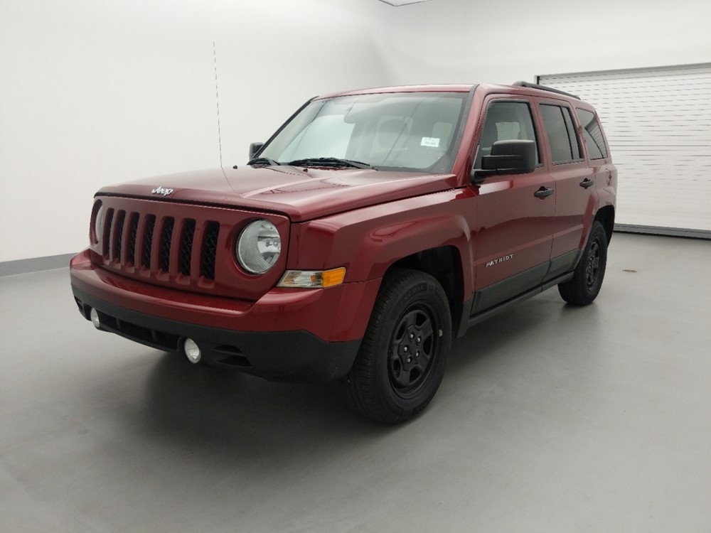 Used 2016 Jeep Patriot Driver Front Bumper