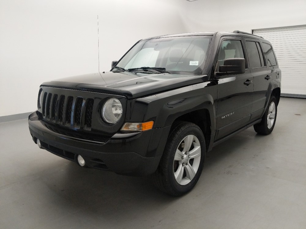 Used 2014 Jeep Patriot Driver Front Bumper