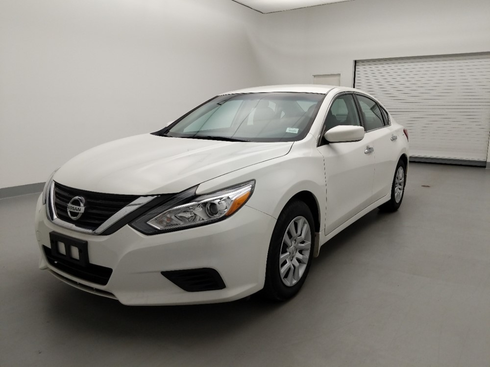 Used 2016 Nissan Altima Driver Front Bumper
