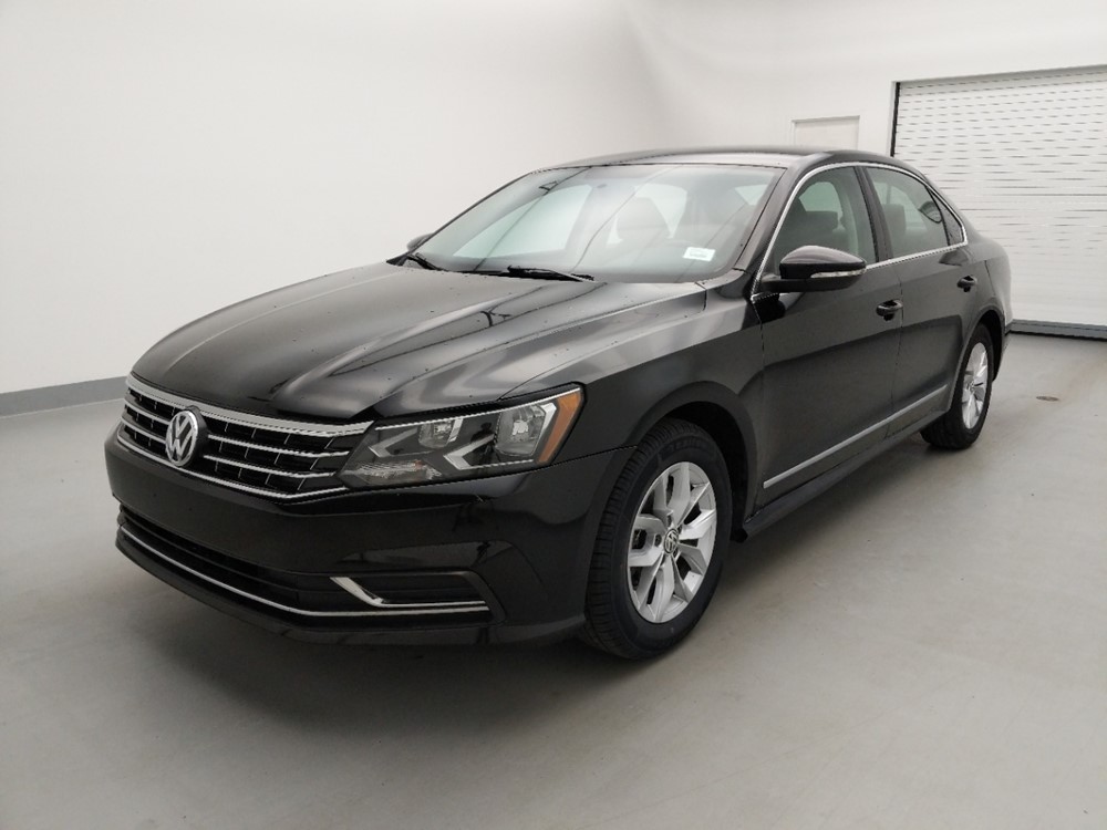 Used 2016 Volkswagen Passat Driver Front Bumper