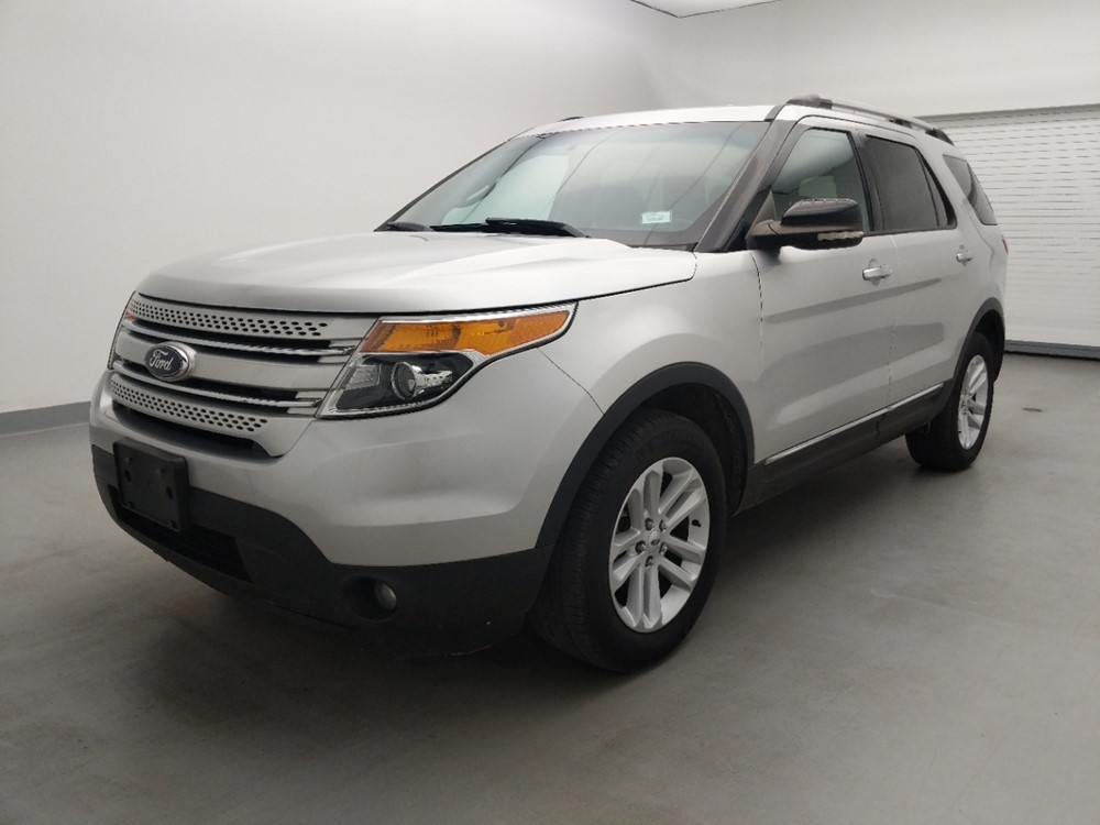 Used 2013 Ford Explorer Driver Front Bumper