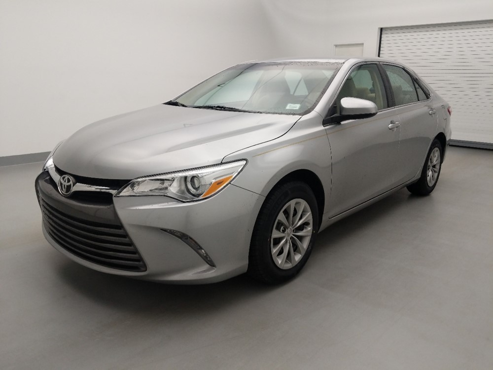 Used 2016 Toyota Camry Driver Front Bumper