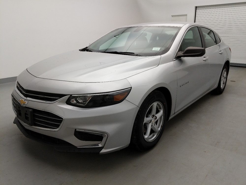 Used 2017 Chevrolet Malibu Driver Front Bumper