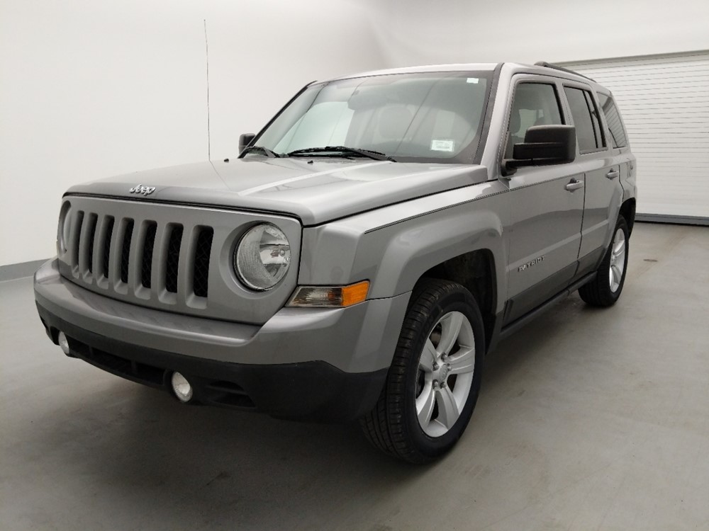 Used 2016 Jeep Patriot Driver Front Bumper