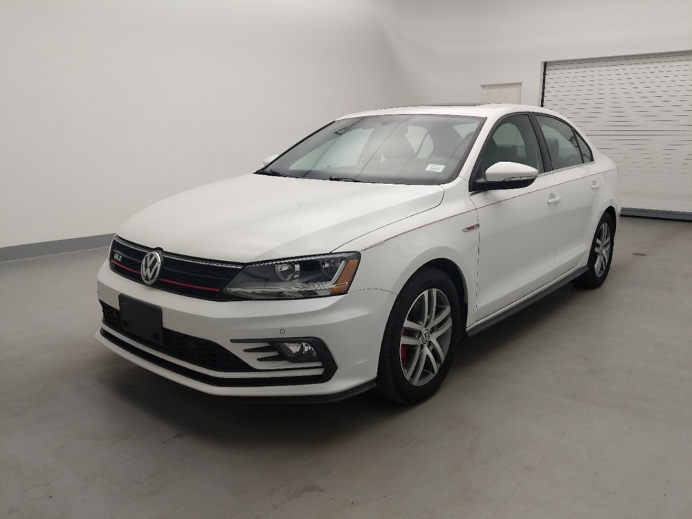 Used 2017 Volkswagen Jetta Driver Front Bumper