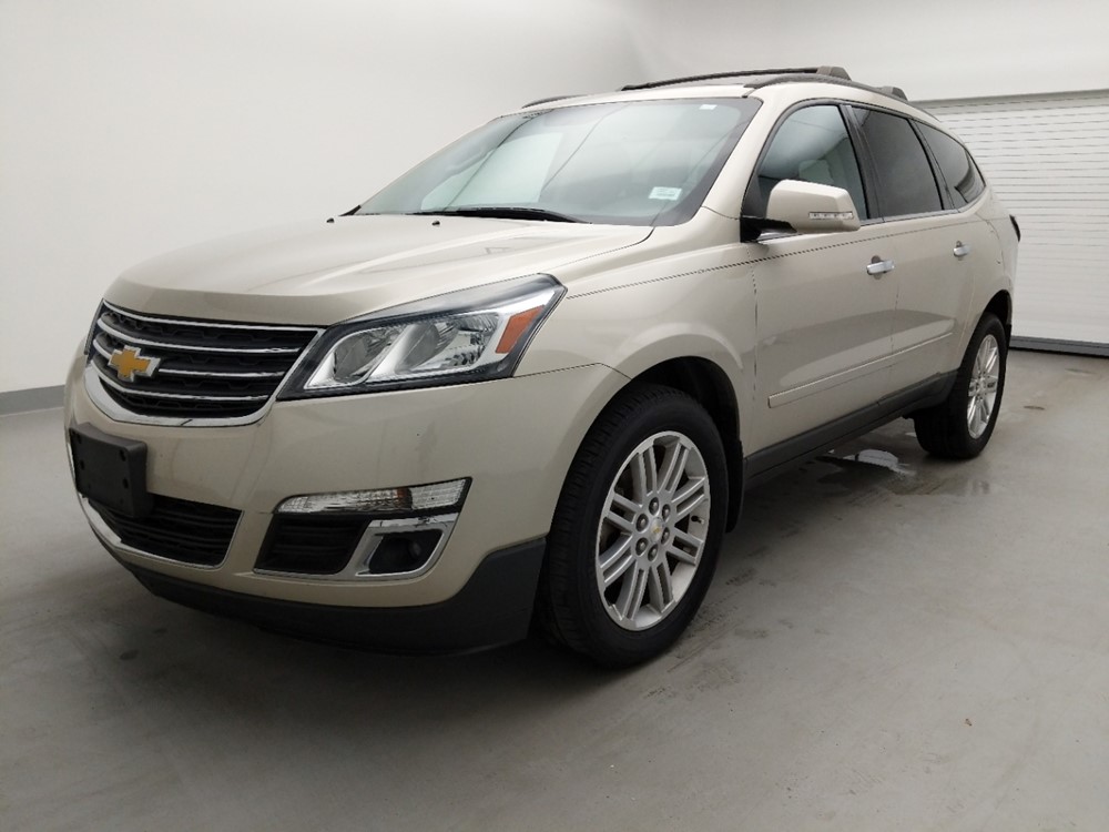 Used 2015 Chevrolet Traverse Driver Front Bumper