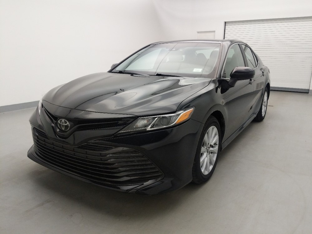 Used 2018 Toyota Camry Driver Front Bumper